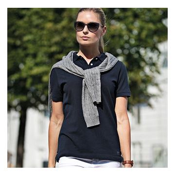 Women�s Yale � the luxurious classic polo